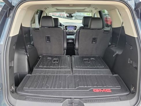 Used 2020 GMC Acadia Denali w/ Denali Ultimate Package AWD/4WD image 8
