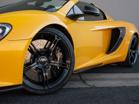 Used 2015 McLaren 650S Spider Convertible 2D image 24