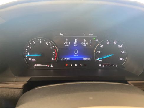 Used 2022 Ford Explorer Limited w/ Equipment Group 301A image 28