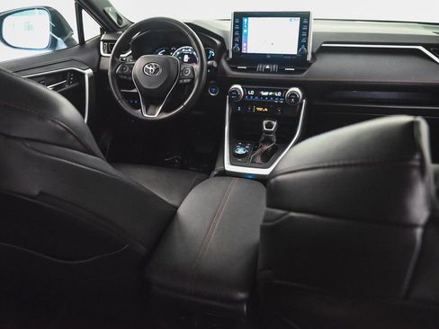 Used 2022 Toyota RAV4 XSE w/ Premium Package image 34