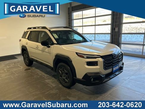 Used 2026 Subaru Outback Premium AWD/4WD image 1