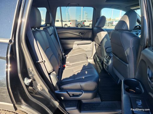 Used 2023 Honda Passport TrailSport image 39