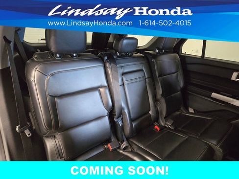 Used 2021 Ford Explorer XLT w/ Equipment Group 202A AWD/4WD image 11