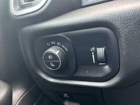 Used 2023 RAM 1500 Big Horn RWD image 17