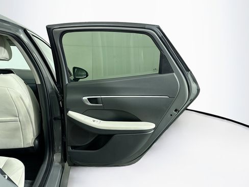 Used 2023 Hyundai Sonata SE w/ Cargo Package image 28