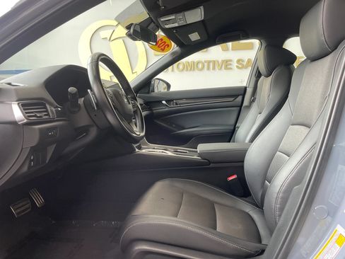 Used 2022 Honda Accord Sport image 9