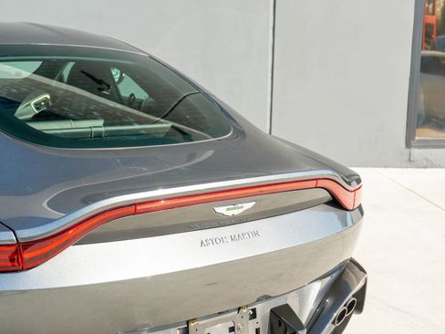 Used 2019 Aston Martin V8 Vantage Coupe image 47