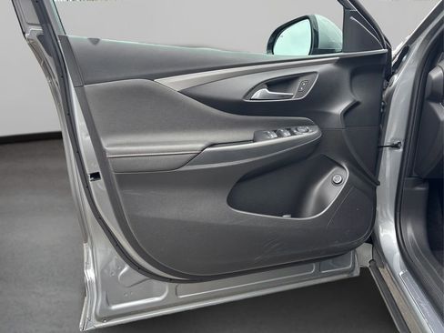 Used 2024 Buick Envista Preferred FWD image 24