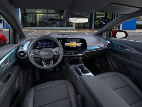 New 2026 Chevrolet Equinox EV LT image 15