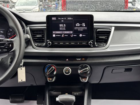 Used 2022 Kia Rio S image 11