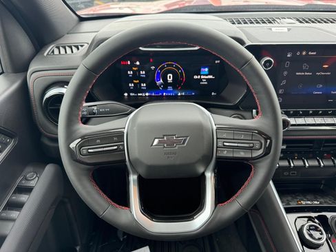 New 2026 Chevrolet Colorado Z71 w/ Technology Package AWD/4WD image 6