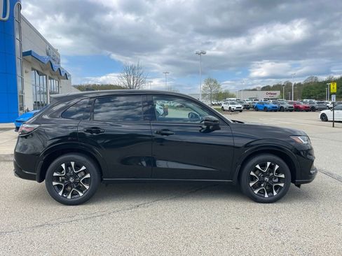 New 2026 Honda HR-V EX-L image 2