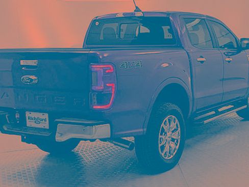 Used 2021 Ford Ranger Lariat w/ Equipment Group 501A High image 3