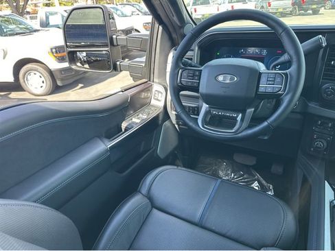 New 2026 Ford F250 Platinum w/ Tremor Off-Road Package image 13
