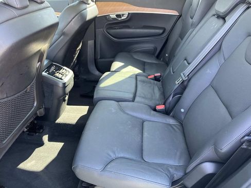 Used 2025 Volvo XC90 B5 Plus image 19