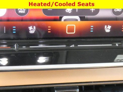 New 2025 Volkswagen ID. Buzz Pro S image 25