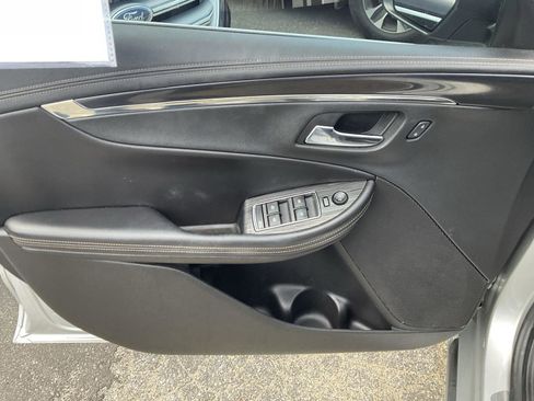 Used 2016 Chevrolet Impala LTZ FWD image 14