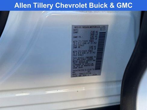 Used 2025 Nissan Murano SV image 33