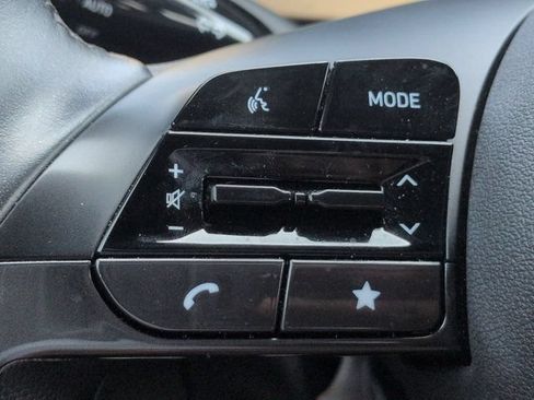 Certified 2025 Hyundai Elantra Sport FWD image 23