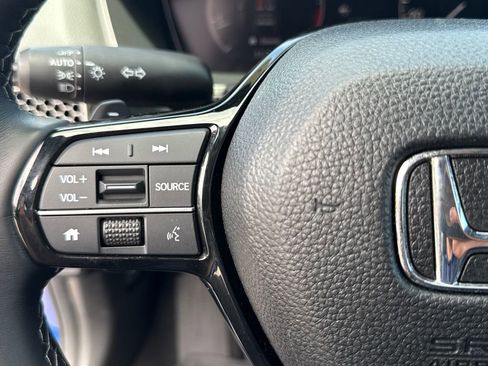 Used 2023 Honda Civic Sport image 14
