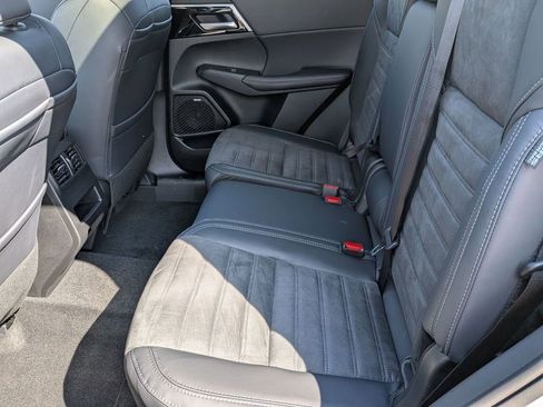 New 2026 Mitsubishi Outlander Trail Edition image 27