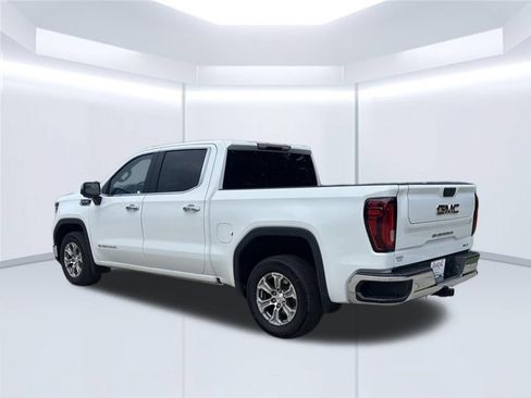 Used 2025 GMC Sierra 1500 SLT RWD image 7