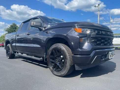 Used 2022 Chevrolet Silverado 1500 Custom AWD/4WD image 1