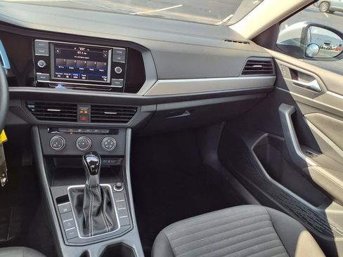 Used 2024 Volkswagen Jetta S FWD image 4