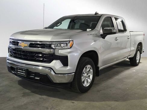 Used 2022 Chevrolet Silverado 1500 LT image 7