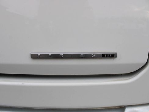 Used 2022 Jeep Wagoneer Series III w/ Premium Group I image 12