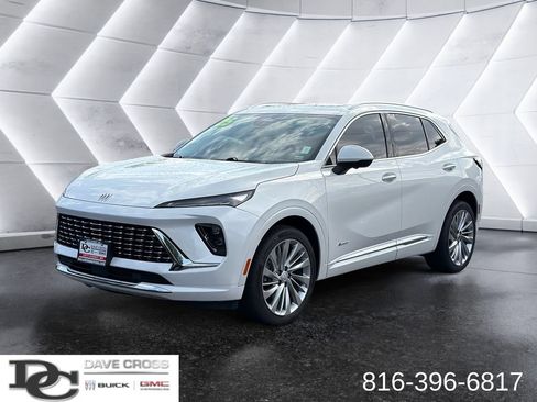 Used 2025 Buick Envision Avenir AWD/4WD image 1