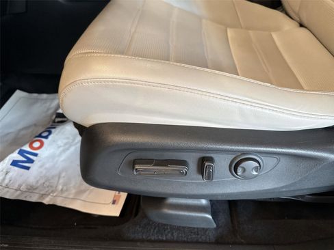 Used 2023 Honda CR-V EX-L image 14