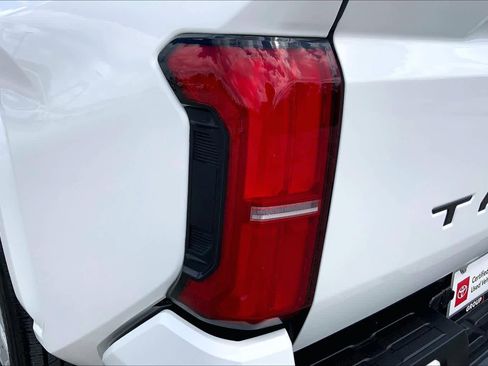 Used 2026 Toyota Tacoma SR5 RWD image 28