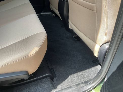 Used 2013 Toyota RAV4 XLE FWD image 38