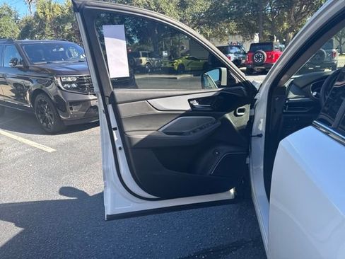 Used 2024 Acura MDX FWD image 11