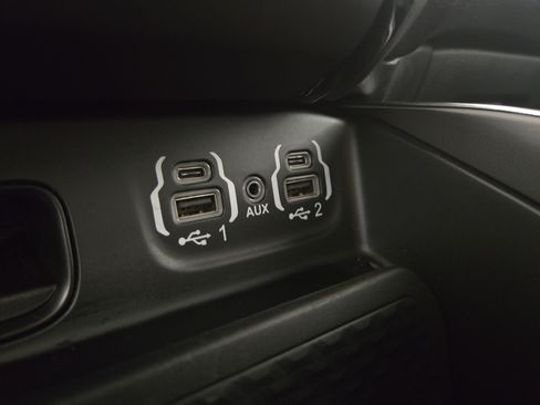 Used 2023 RAM 1500 Big Horn AWD/4WD image 29