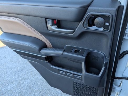 New 2025 Toyota 4Runner Limited image 30