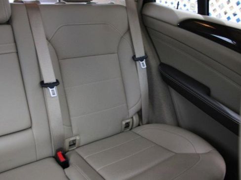 Used 2015 Mercedes-Benz ML 350 2WD image 25