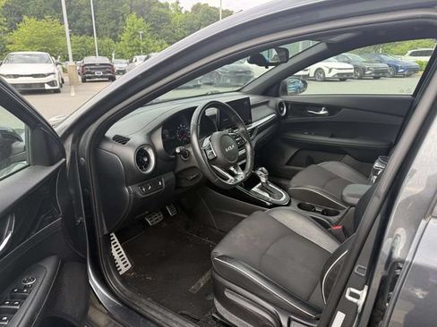 Certified 2022 Kia Forte GT-Line FWD image 3