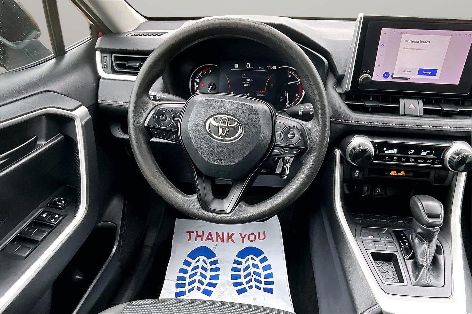 Used 2023 Toyota RAV4 LE FWD image 5