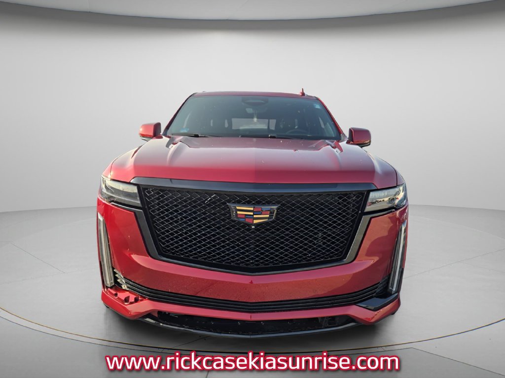 Used 2021 Cadillac Escalade Sport Platinum RWD image 3