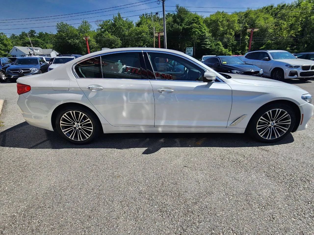Used 2018 BMW 530i xDrive AWD/4WD image 4