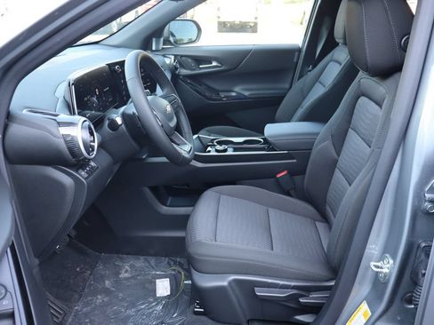 New 2027 Chevrolet Equinox LT w/ Safety and Technology Package AWD/4WD image 6