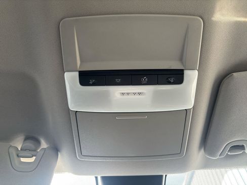 Used 2024 Nissan Altima 2.5 SV image 36