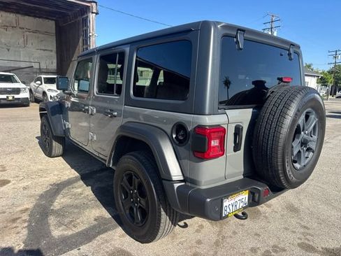 Used 2021 Jeep Wrangler Unlimited Sport AWD/4WD image 7