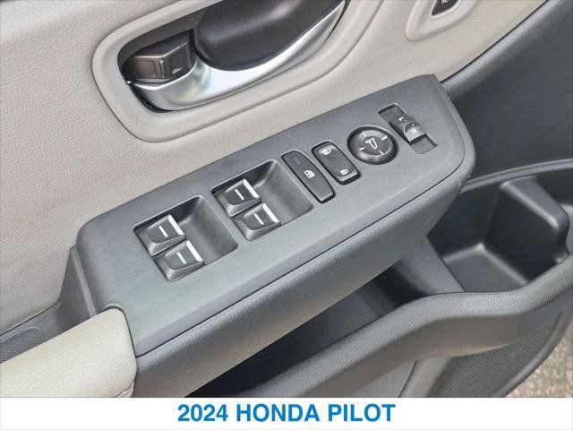 Certified 2024 Honda Pilot EX-L image 13