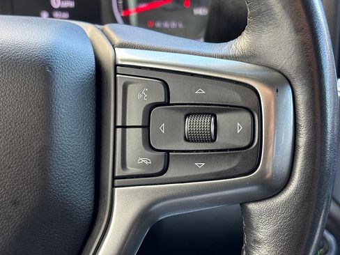 Used 2020 Chevrolet Silverado 1500 LT Trail Boss AWD/4WD image 31