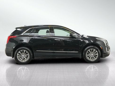 Used 2017 Cadillac XT5 Luxury w/ Driver Awareness Package FWD image 6
