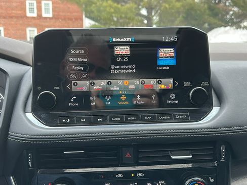 Certified 2021 Nissan Rogue SL w/ Premium Package image 19