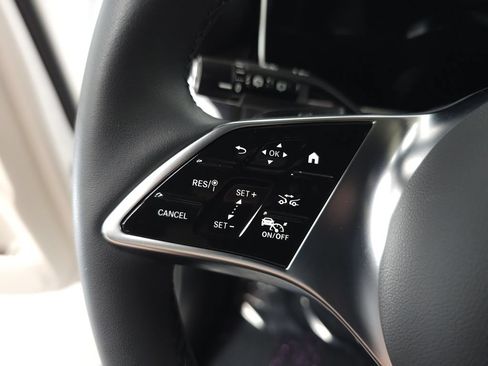 Certified 2026 Mercedes-Benz GLC 300 4MATIC image 11